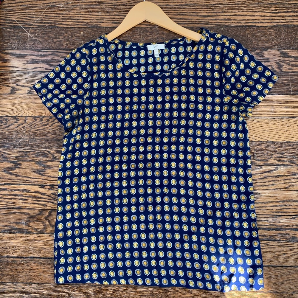 DISCOUNT Joie Navy Satin Jewel Blouse, Size XS.